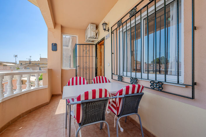 Image No.26-3 Bed House for sale