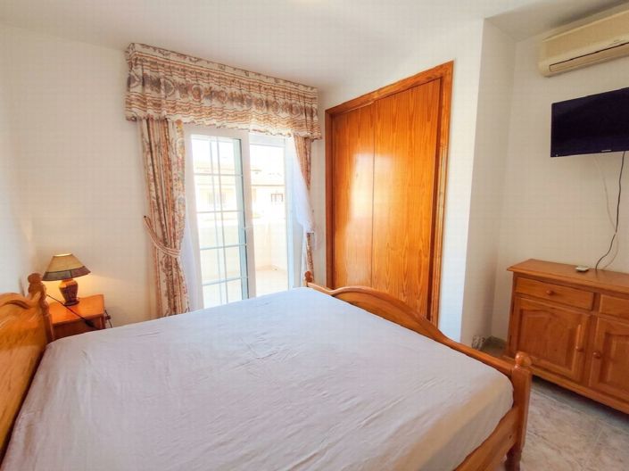 Image No.10-2 Bed Townhouse for sale