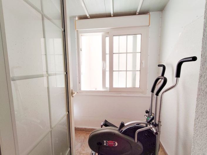 Image No.34-2 Bed Townhouse for sale