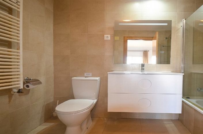 Image No.15-2 Bed Apartment for sale