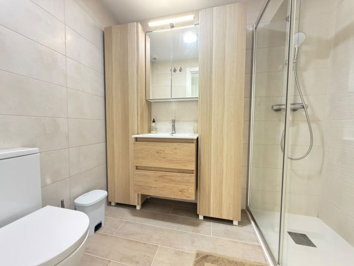 Image No.21-3 Bed Apartment for sale