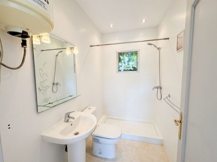 Image No.37-5 Bed Finca for sale