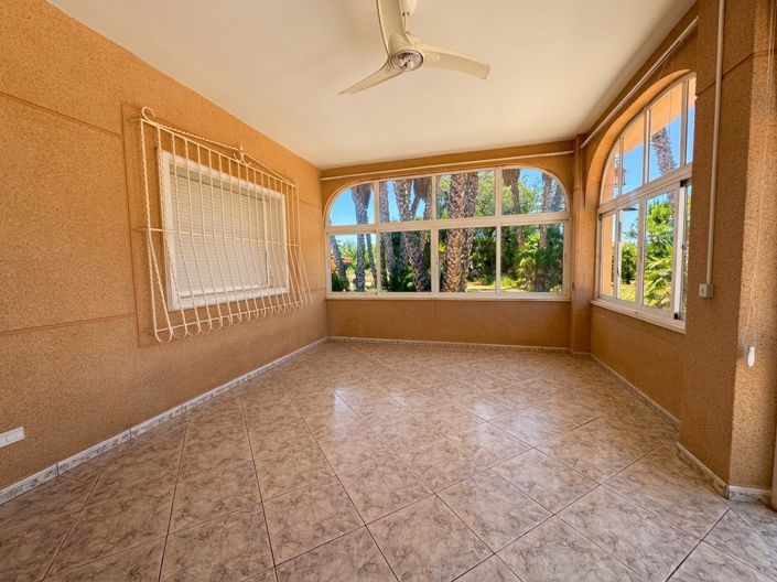 Image No.8-5 Bed Finca for sale
