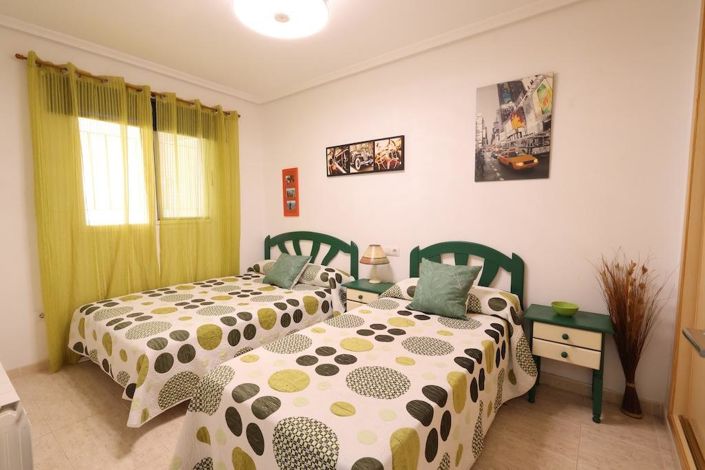 Image No.19-2 Bed House for sale