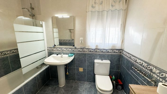 Image No.44-3 Bed Villa for sale