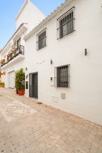 Image No.2-Maison de 1 chambre à vendre à Estepona