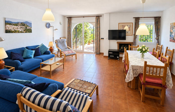 Image No.4-4 Bed Townhouse for sale