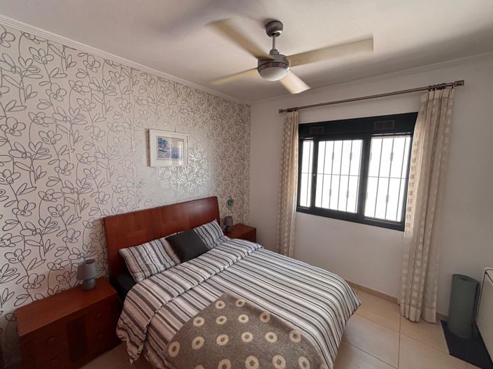 Image No.4-4 Bed House for sale