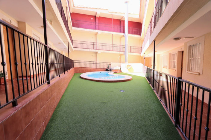 Image No.23-2 Bed Apartment for sale