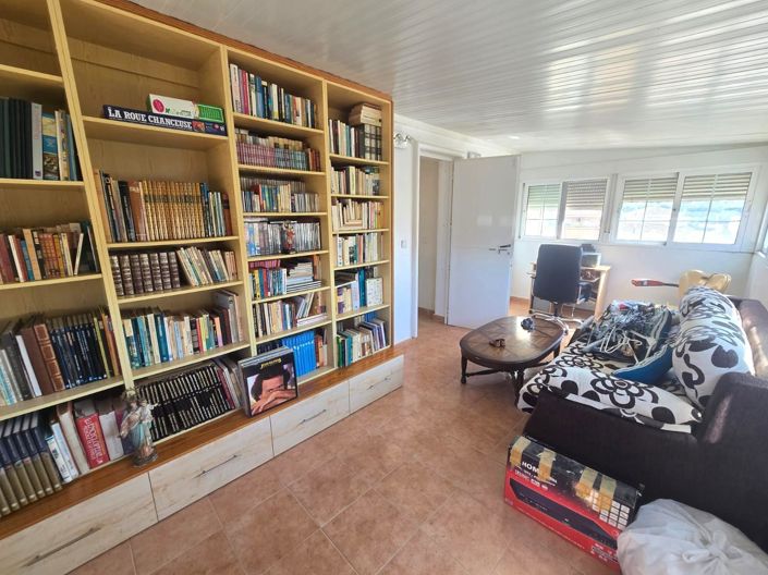 Image No.33-3 Bed House for sale