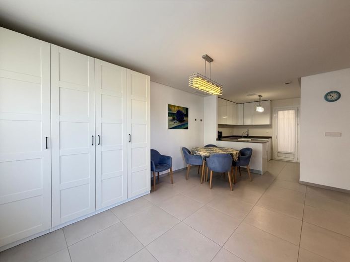 Image No.18-3 Bed House for sale