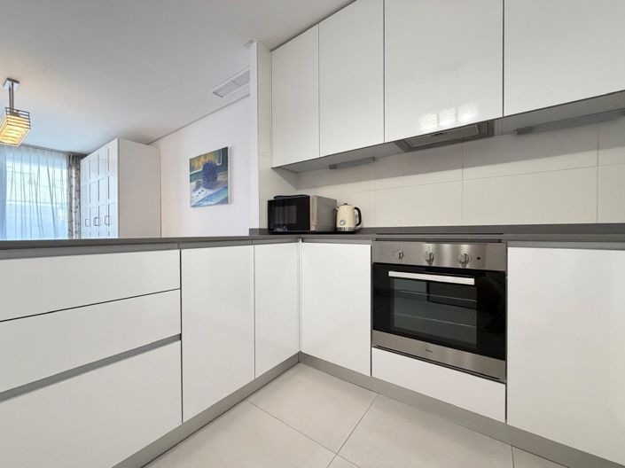 Image No.28-3 Bed House for sale