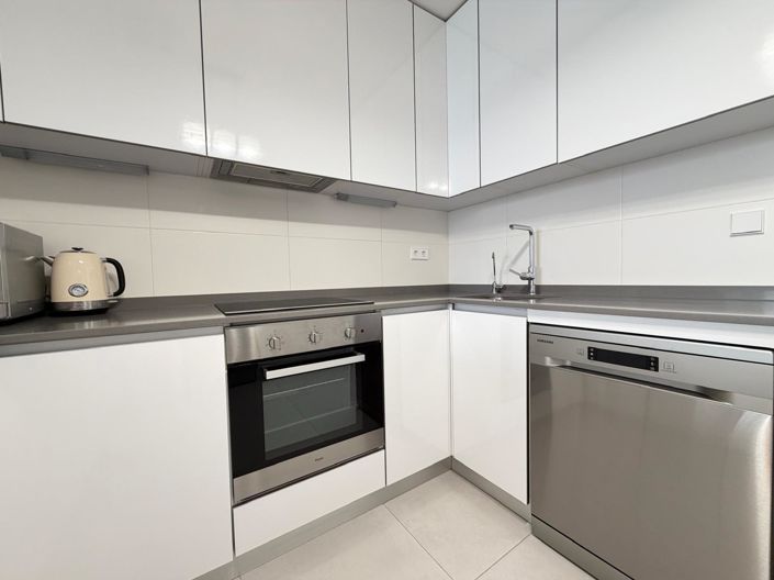 Image No.29-3 Bed House for sale