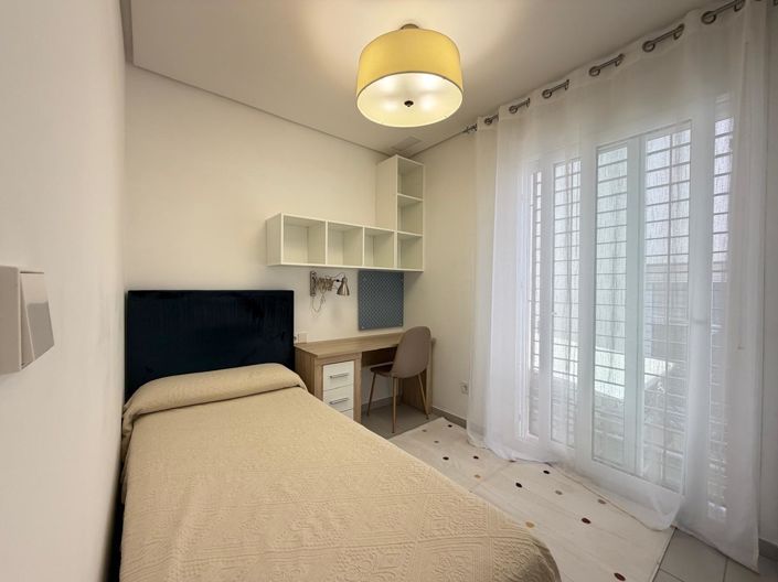 Image No.39-3 Bed House for sale