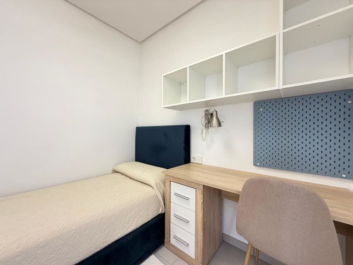 Image No.41-3 Bed House for sale
