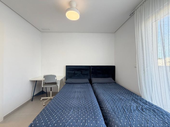 Image No.44-3 Bed House for sale