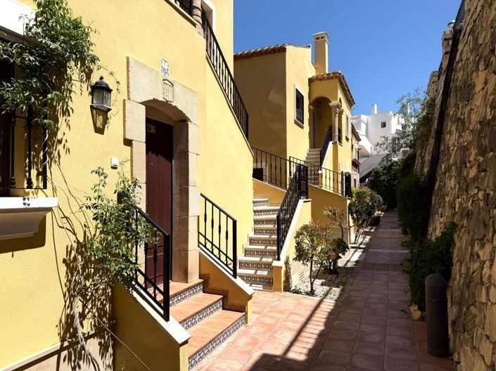 Image No.20-2 Bed Apartment for sale