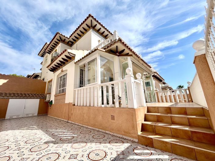Image No.3-Maison de 2 chambres à vendre à Cabo Roig