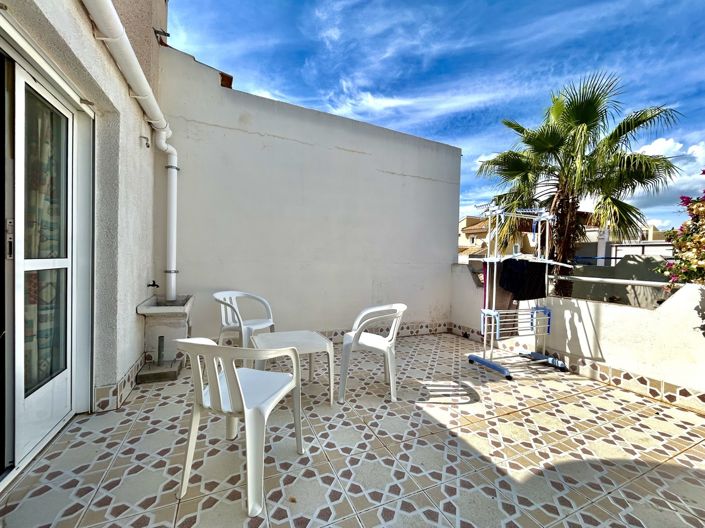 Image No.22-2 Bed Townhouse for sale
