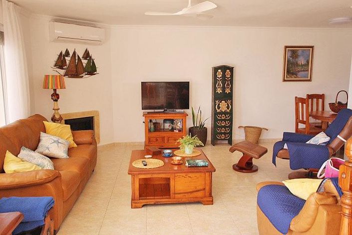 Image No.22-5 Bed Studio for sale
