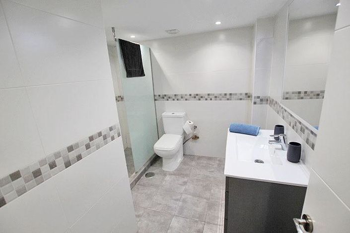 Image No.34-5 Bed Studio for sale