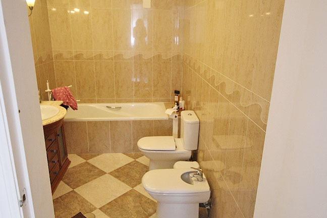 Image No.45-5 Bed Studio for sale