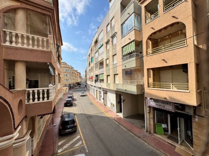 Image No.15-2 Bed Apartment for sale