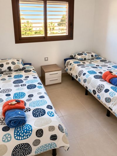 Image No.12-2 Bed Apartment for sale