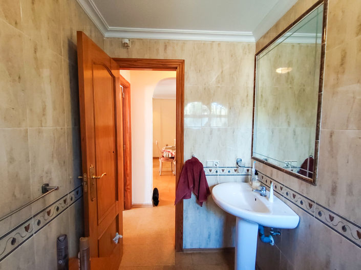 Image No.18-2 Bed Apartment for sale