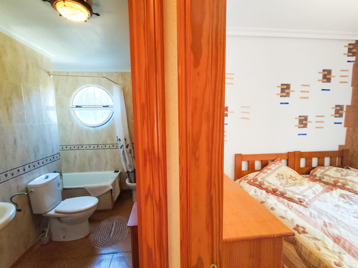 Image No.19-2 Bed Apartment for sale