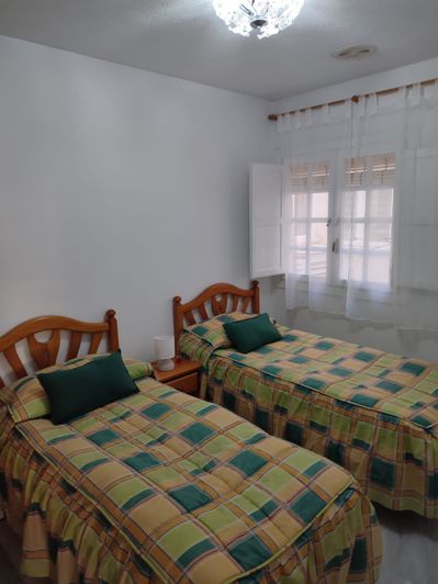 Image No.8-2 Bed Apartment for sale