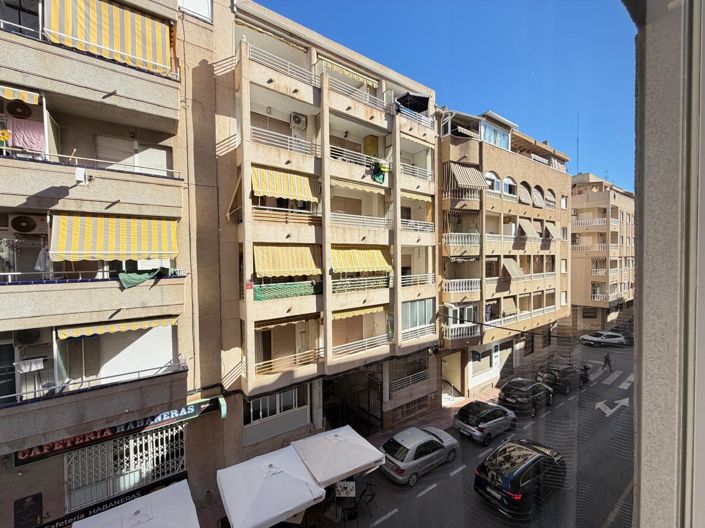 Image No.30-2 Bed Apartment for sale