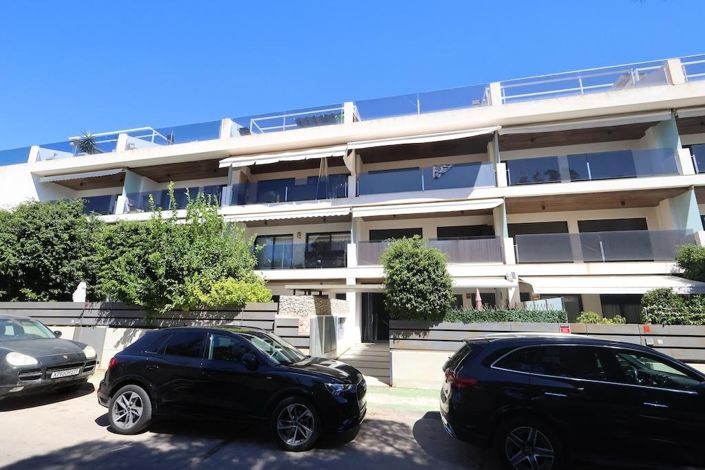 Image No.22-2 Bed Apartment for sale