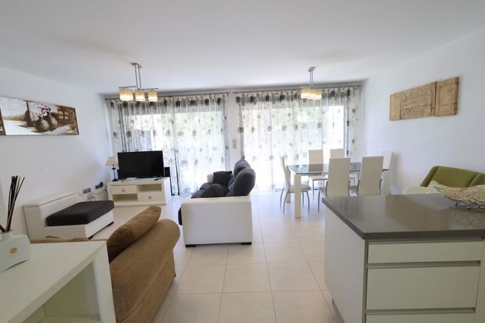 Image No.9-2 Bed Apartment for sale
