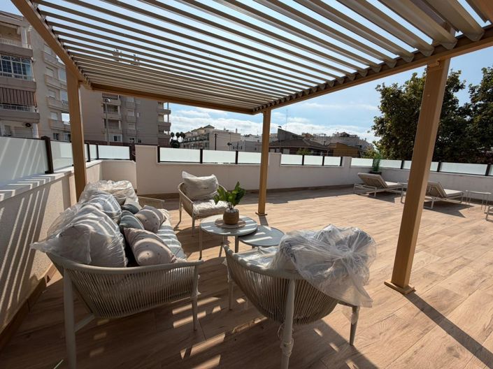 Image No.11-2 Bed House for sale