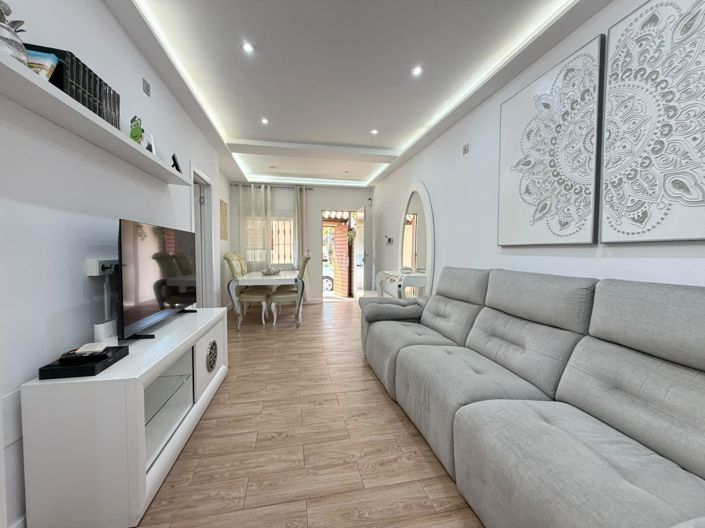 Image No.24-2 Bed House for sale