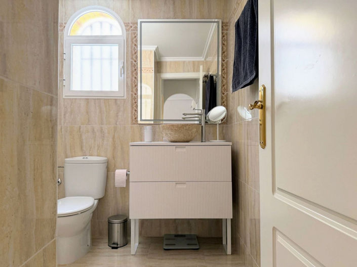 Image No.22-2 Bed Apartment for sale