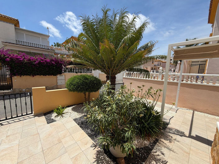 Image No.26-2 Bed Apartment for sale