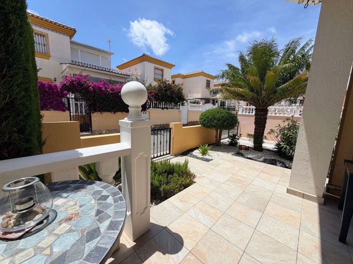 Image No.27-2 Bed Apartment for sale