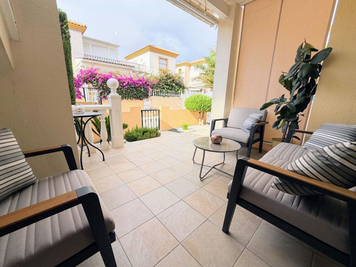 Image No.38-2 Bed Apartment for sale