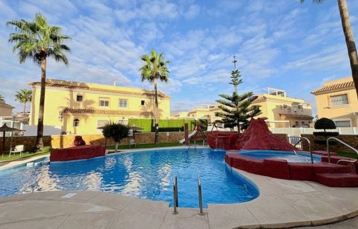 Image No.44-2 Bed Apartment for sale