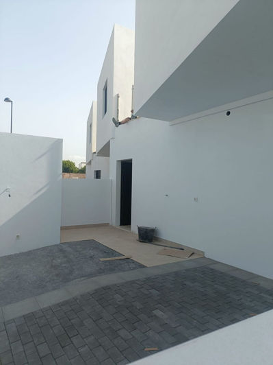 Image No.15-2 Bed House for sale