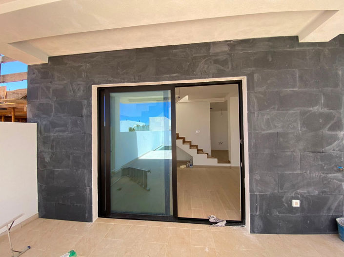 Image No.21-2 Bed House for sale