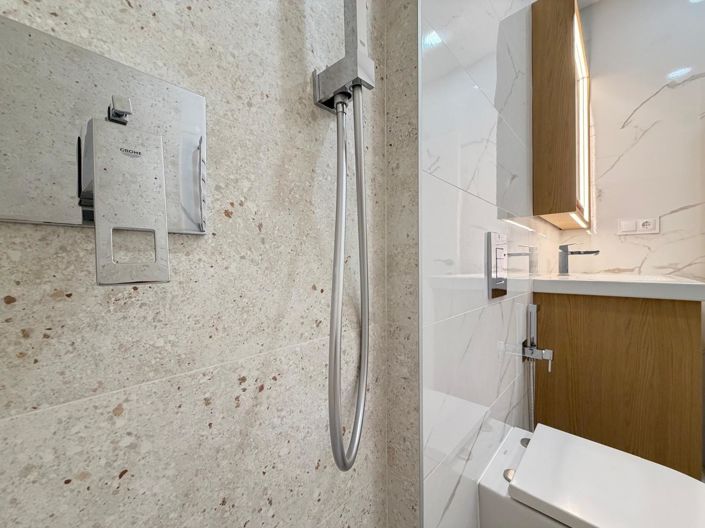 Image No.45-2 Bed Apartment for sale