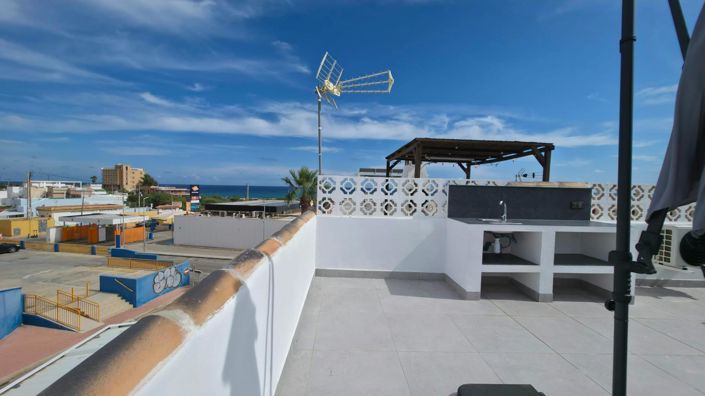 Image No.22-2 Bed House for sale