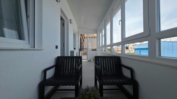 Image No.6-2 Bed House for sale