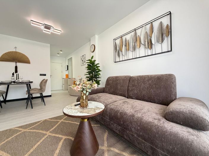 Image No.23-2 Bed Apartment for sale