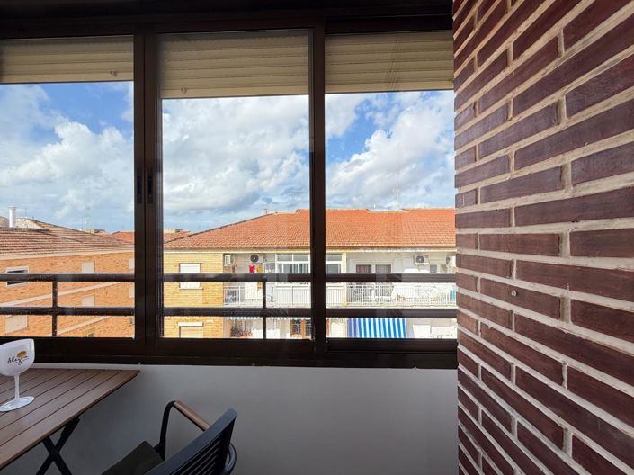 Image No.28-2 Bed Apartment for sale