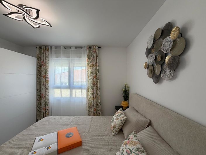 Image No.45-2 Bed Apartment for sale