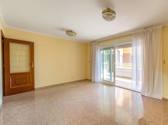 Image No.9-3 Bed Apartment for sale